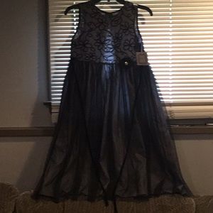 Girls brand new Perfectly Dressed dress, not worn